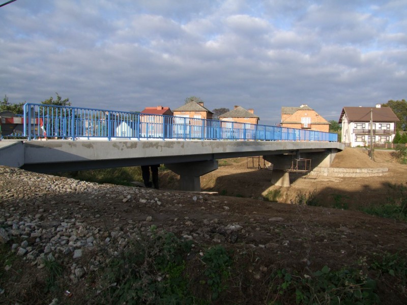 Most Uszwica :: Borzęcin